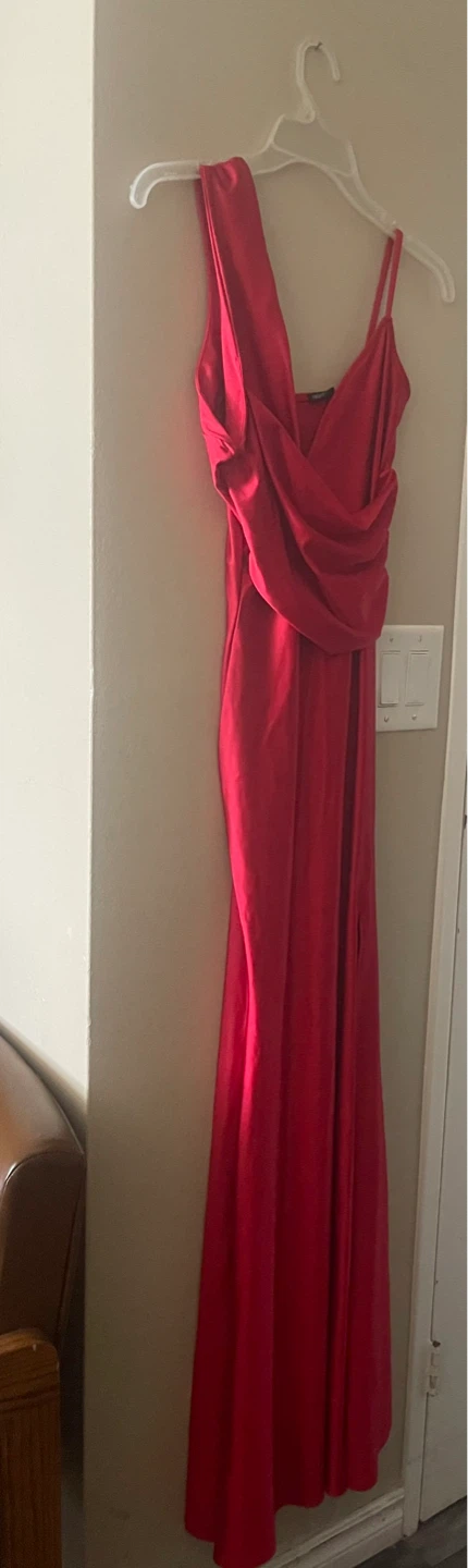 Red Gown (prom dress)