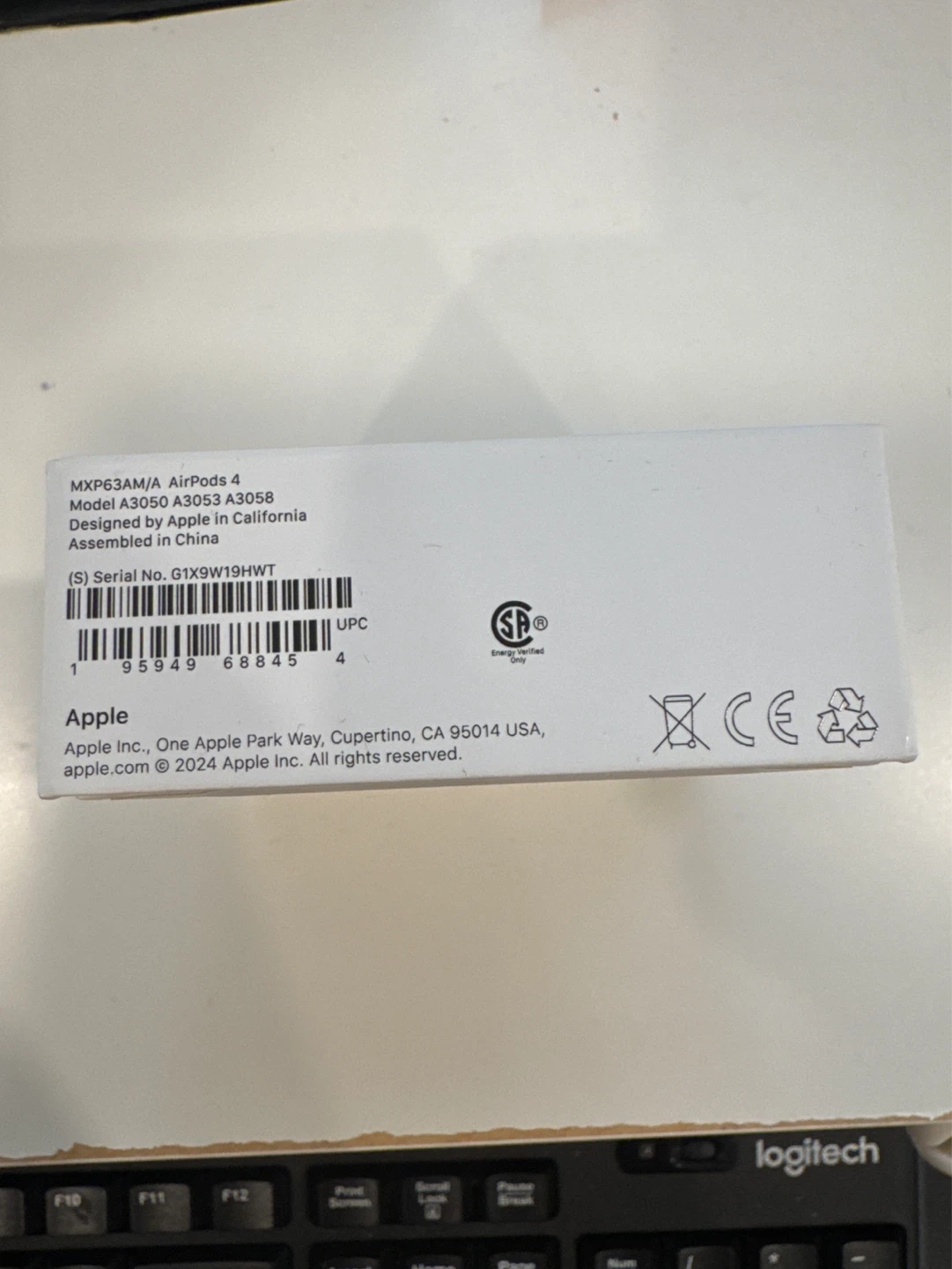 AirPods 4 Brand NEW in box - photo 3