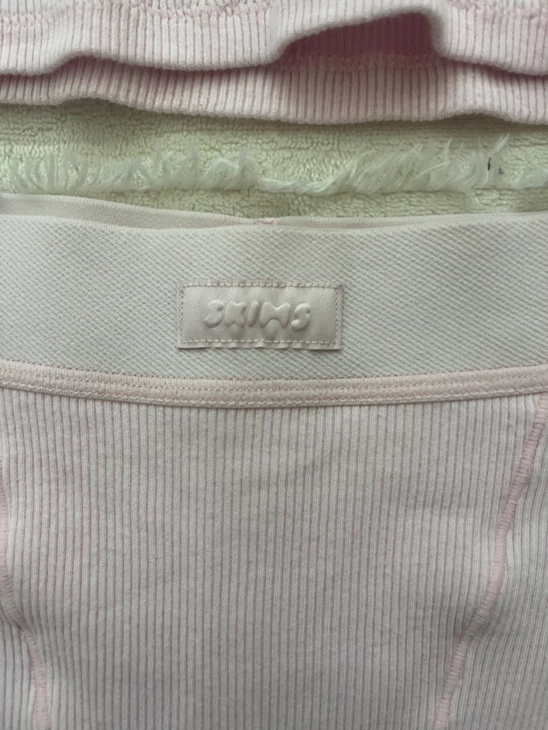 SKIMS Pink Ribbed Tank Top and Shorts Set - photo 2