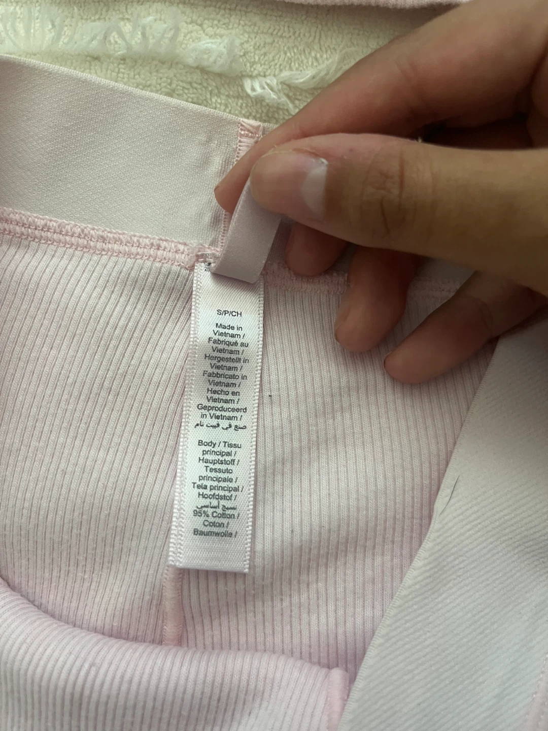SKIMS Pink Ribbed Tank Top and Shorts Set - photo 3