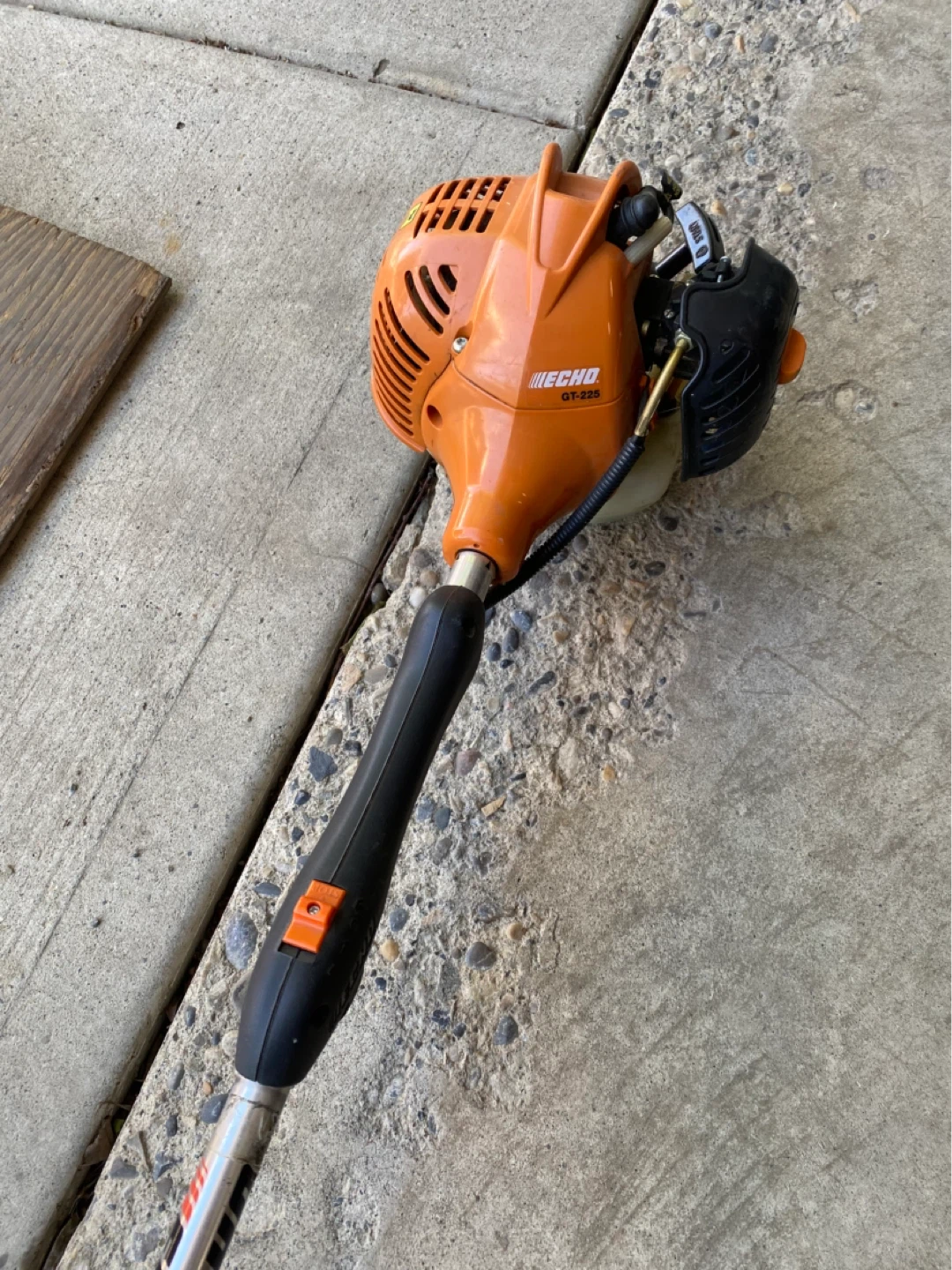 Echo gas trimmer