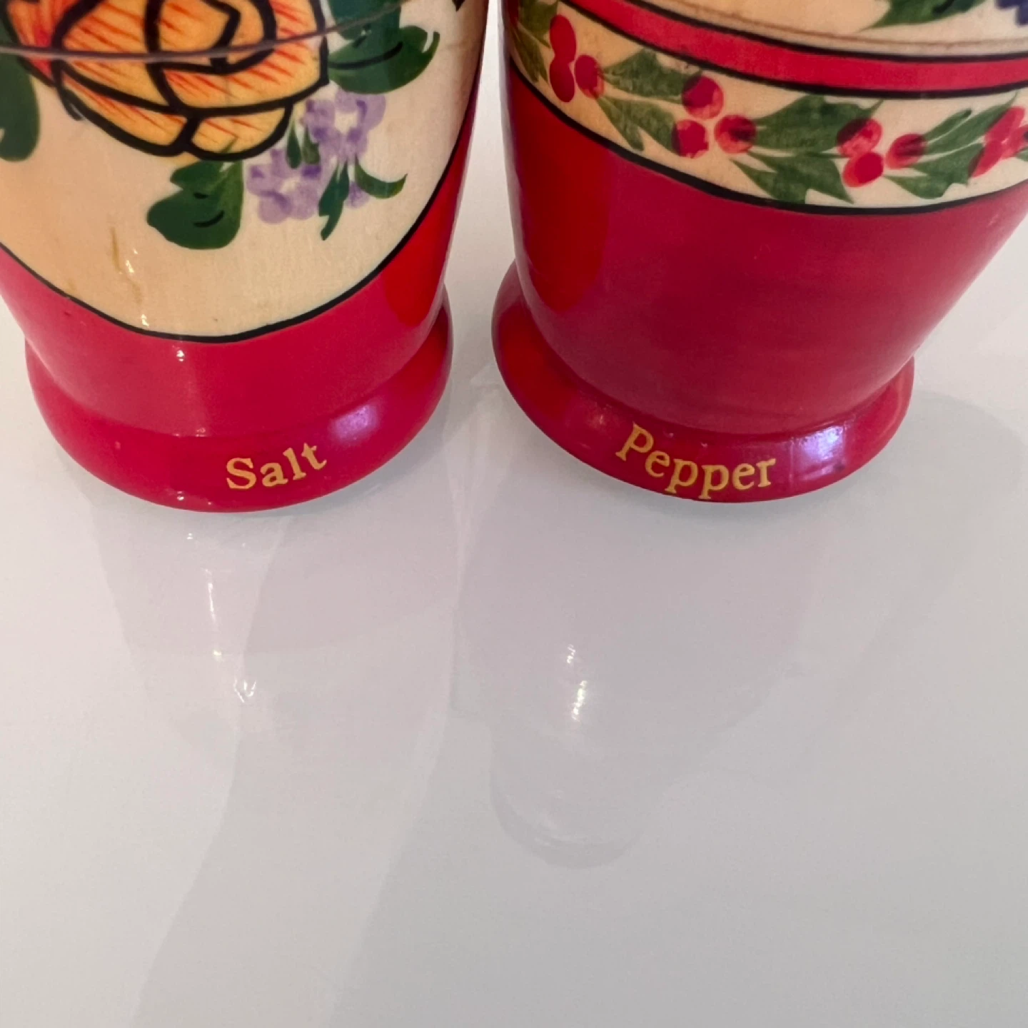 Vintage Russian Nesting Doll Salt & Pepper Shakers Folk Art Set - photo 2