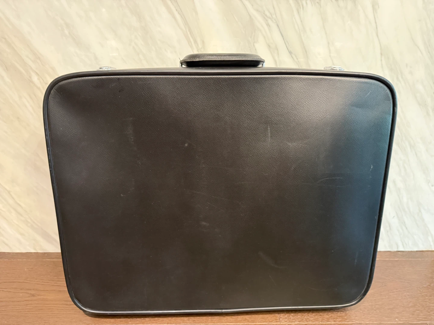 Vintage Mädler Black luggage 24” x 19” - photo 2