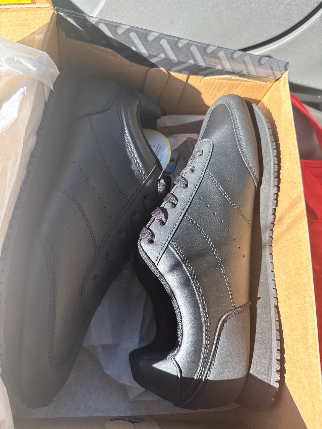TredSafe Black Slip Resistant Work Shoes Size 10 - photo 3