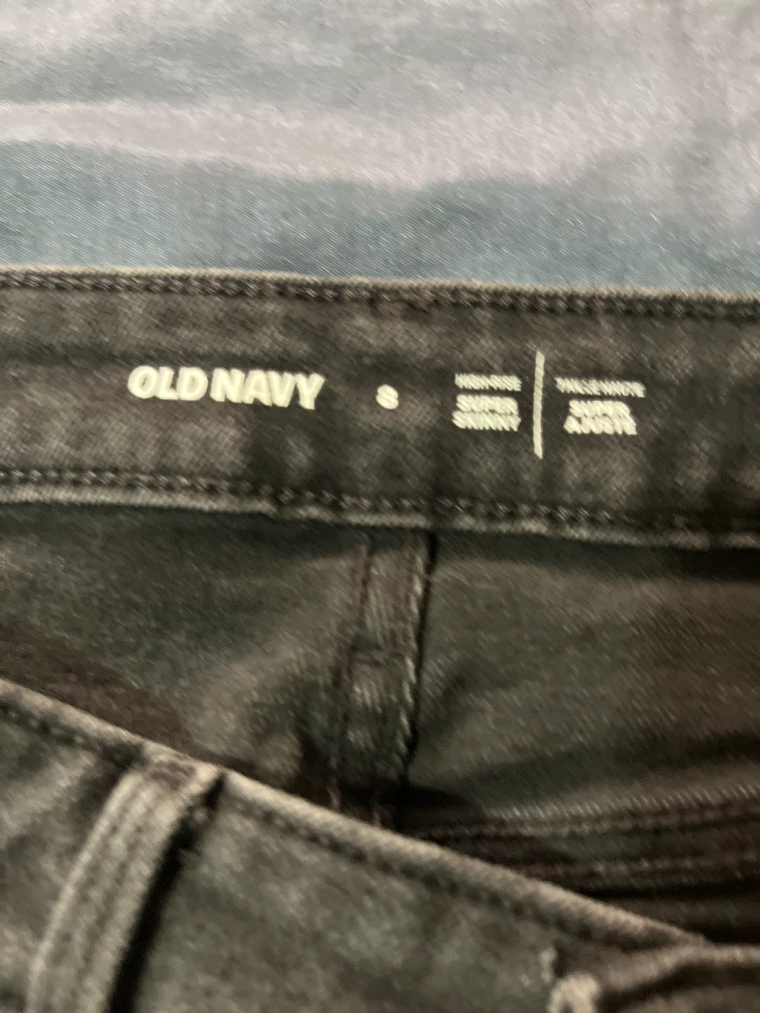 Size 8 Old Navy Black High-Waisted Super Skinny Jeans - photo 5