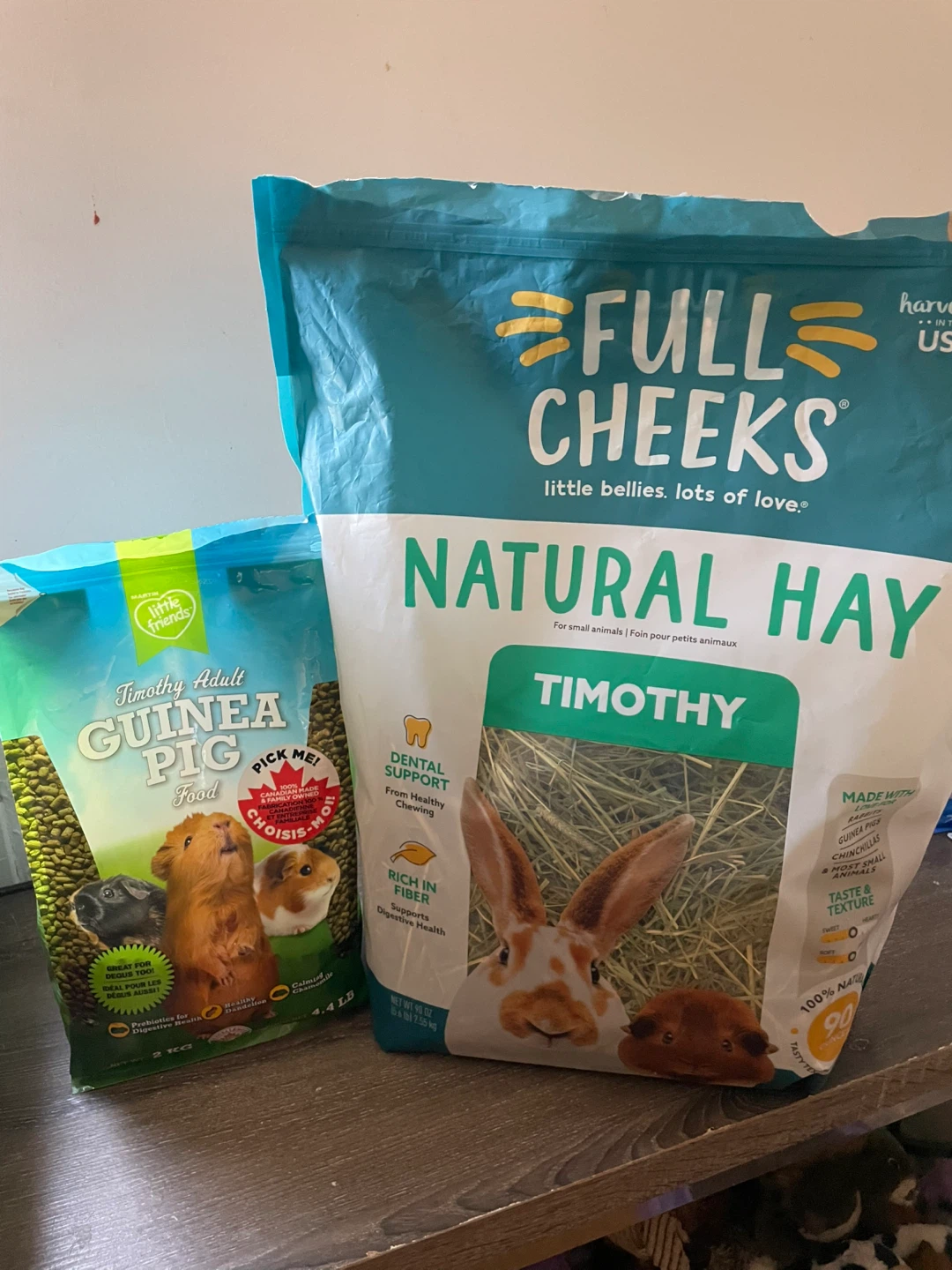 Guinea Pig Food & Hay