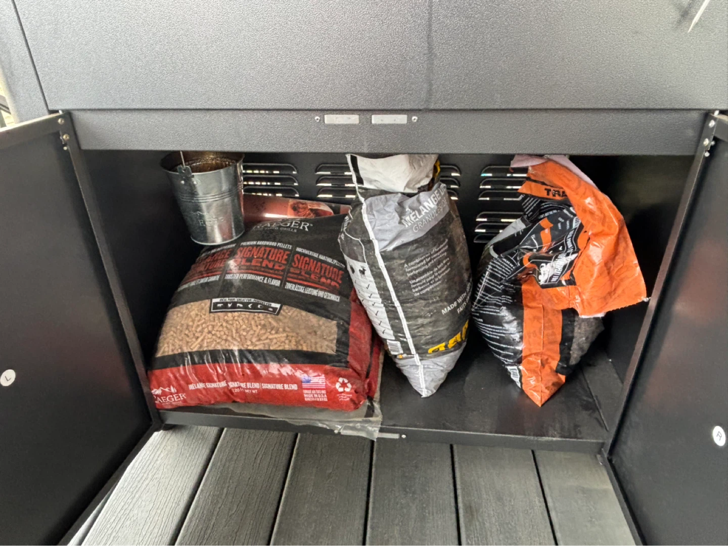 Traeger Silverton XL Smoker For Sale - photo 4