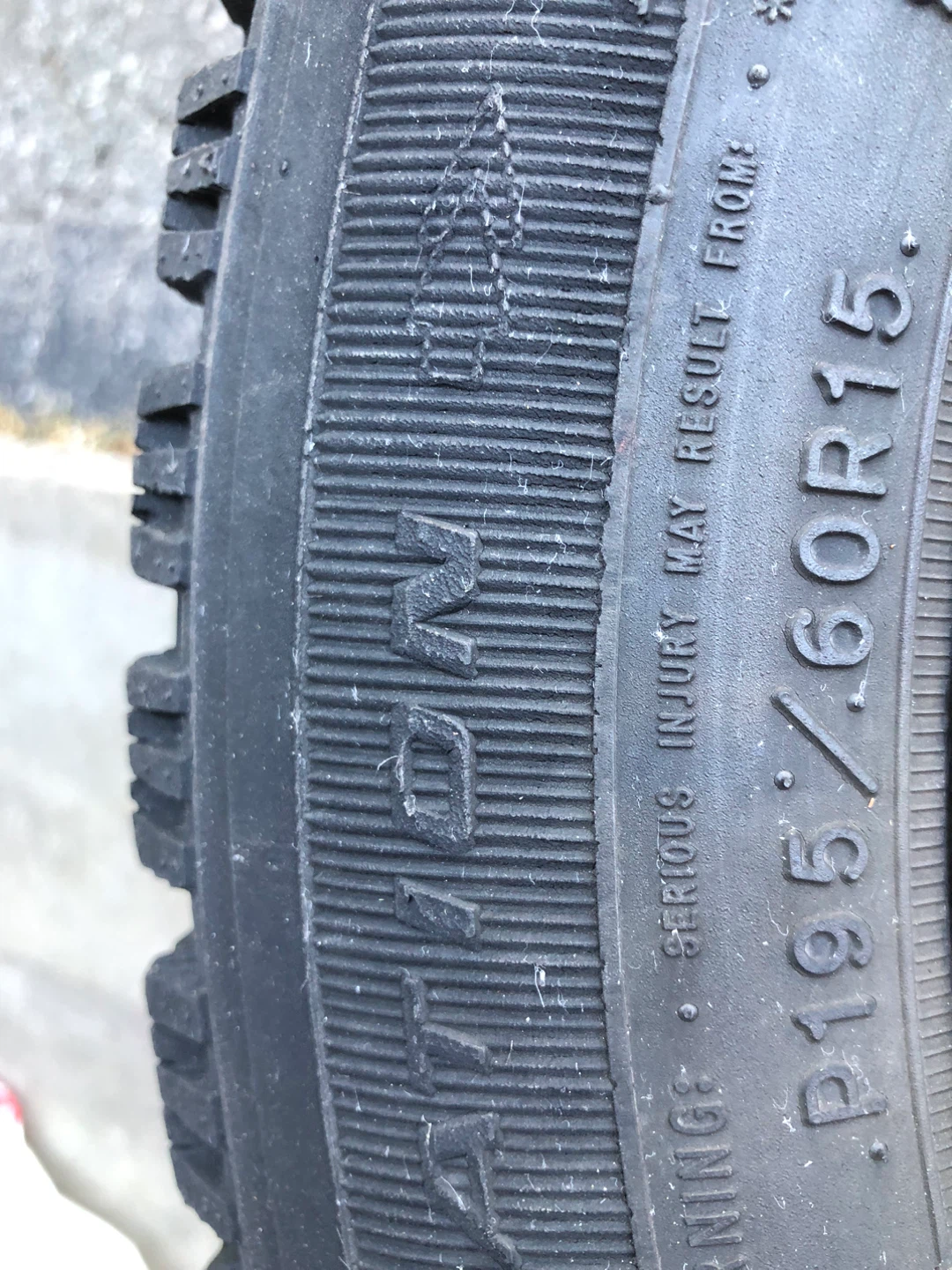 Goodyear Nordic Winter Tires P195/60R15 - photo 4