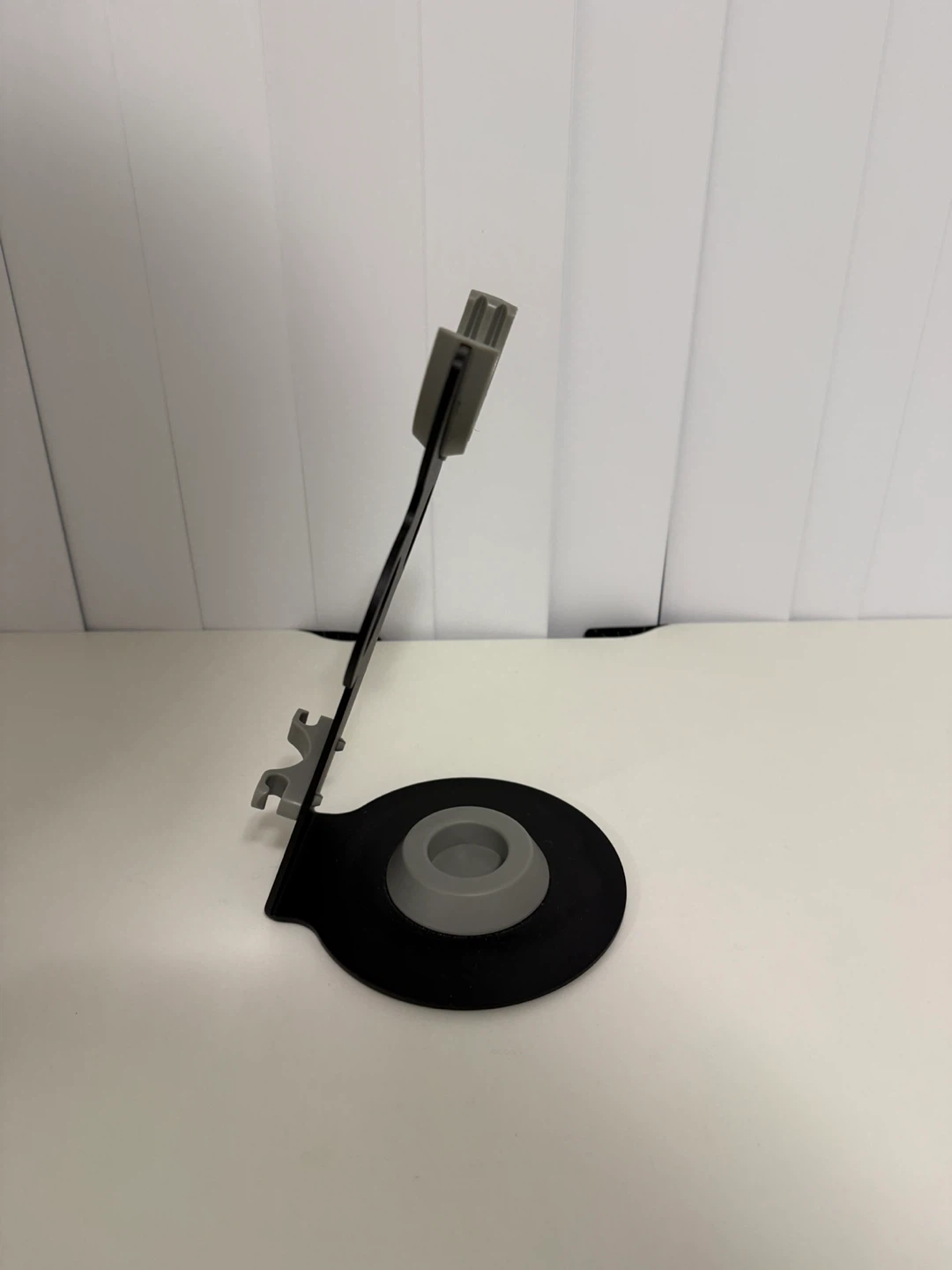 Dyson Supersonic Magnetic Storage Stand / Holder - photo 2