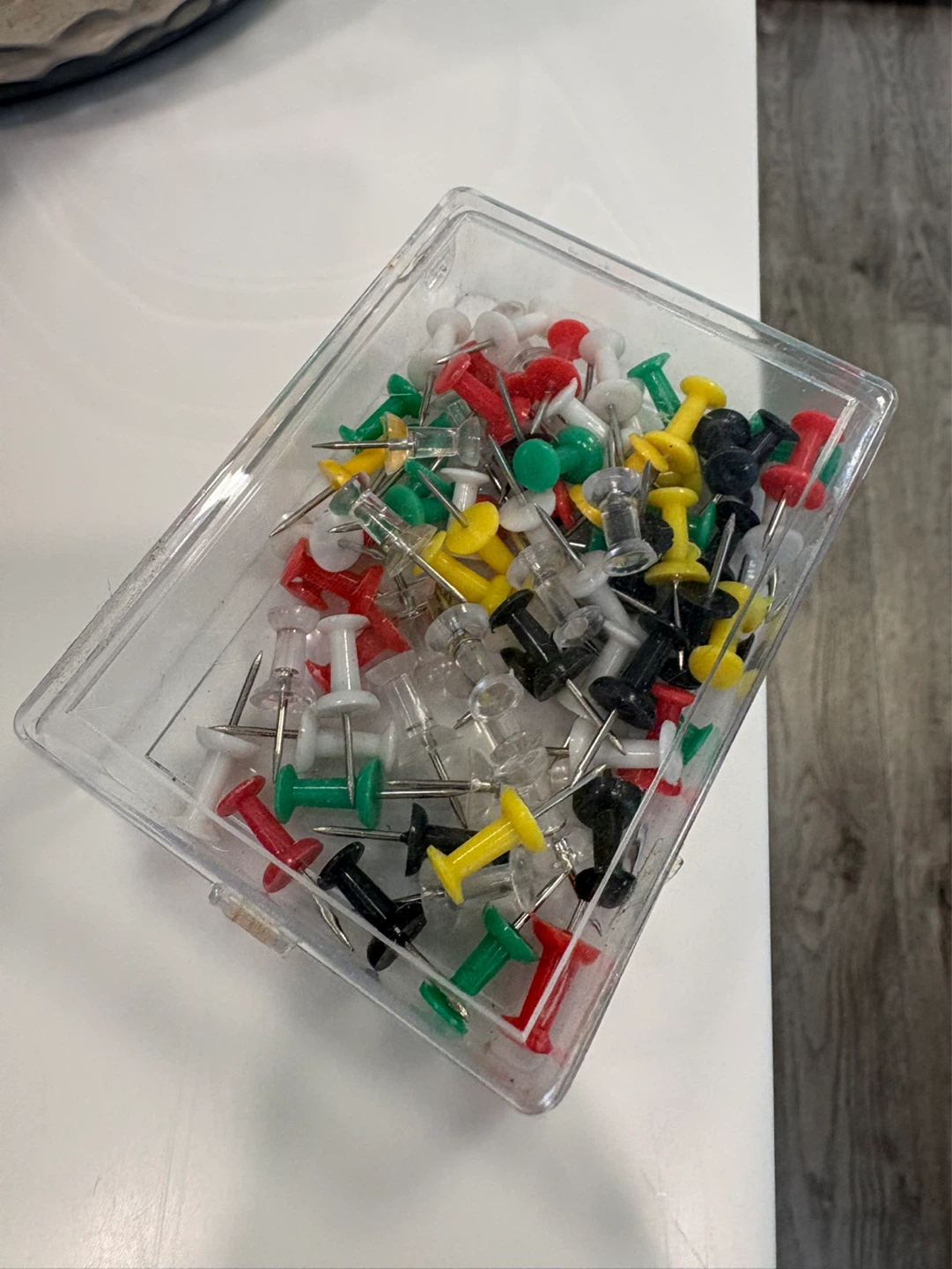 Mixed Colour Push Pins