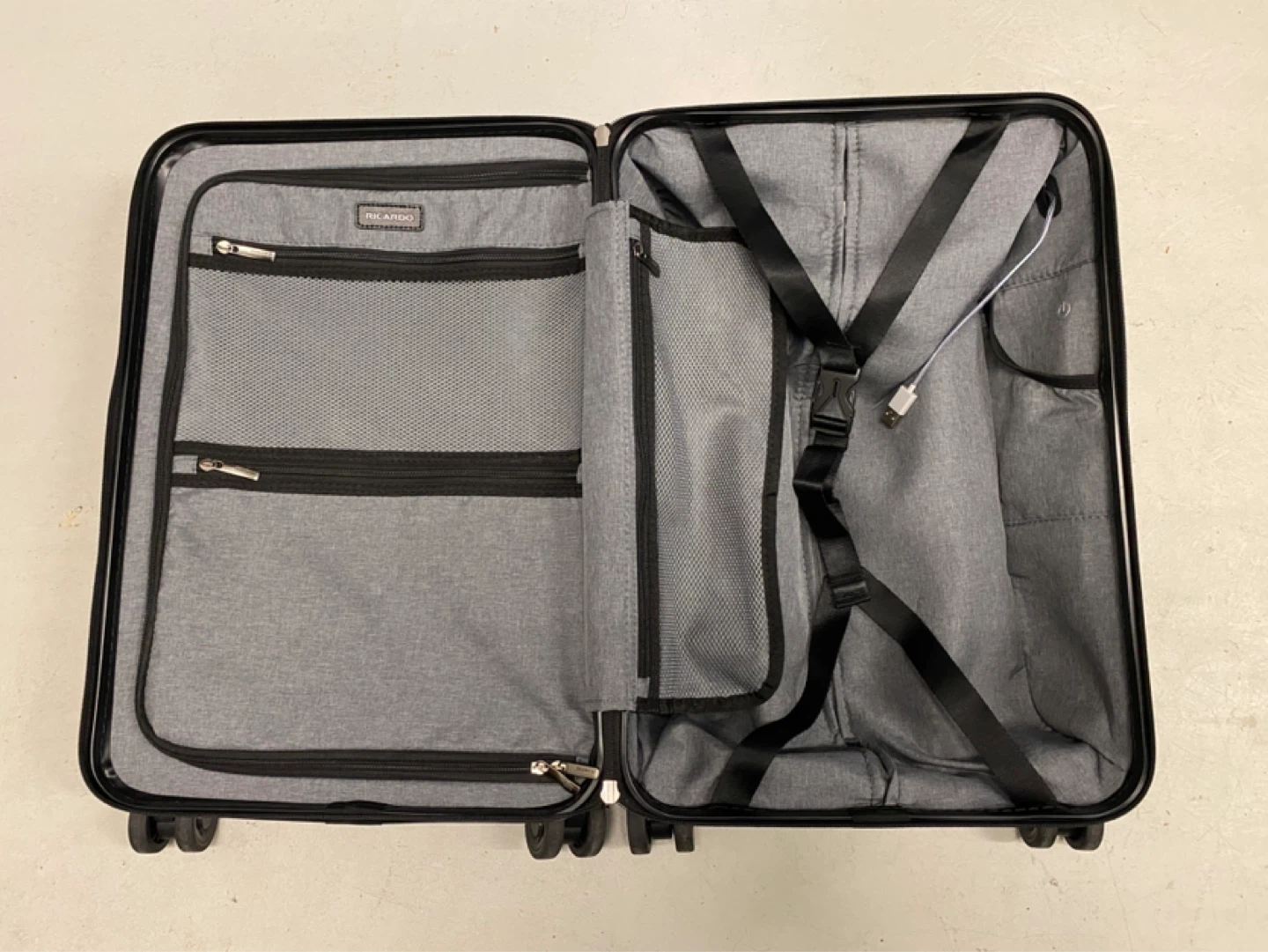 Carry On Luggage - photo 5