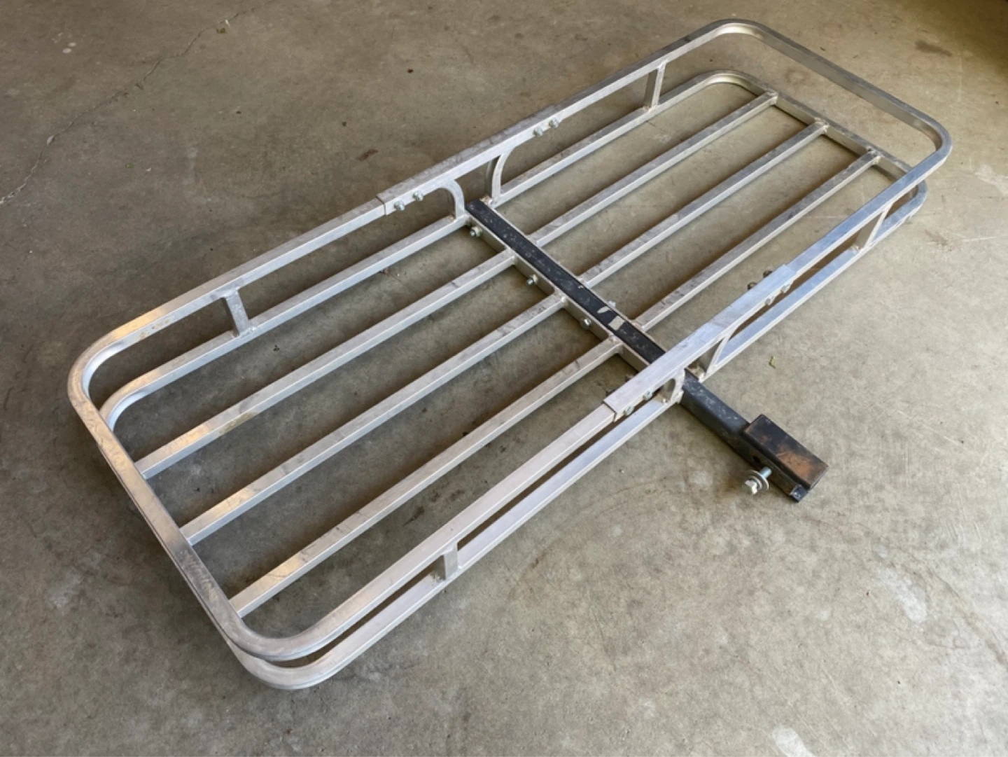 Tow hitch cargo carrier - photo 2