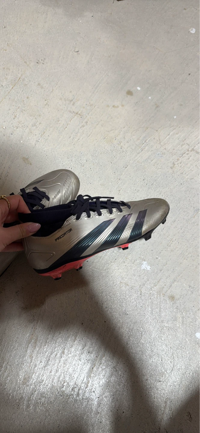 Adidas Predator Football Cleats - photo 2