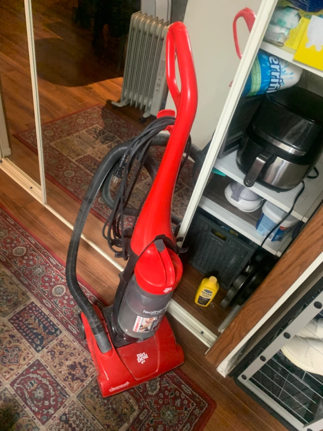 Dirt Devil Featherlight Bagless Vacuum Cleaner - photo 2