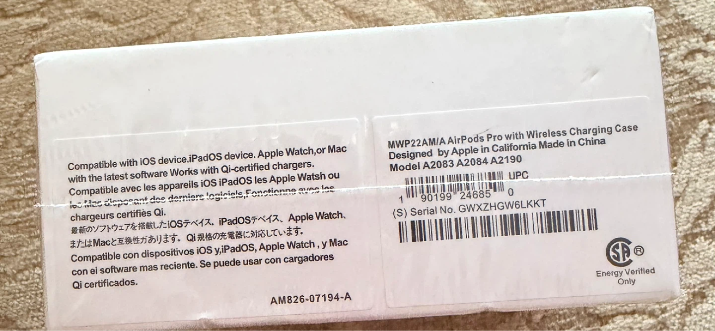 Apple AirPods Pro with MagSafe Charging Case - photo 4