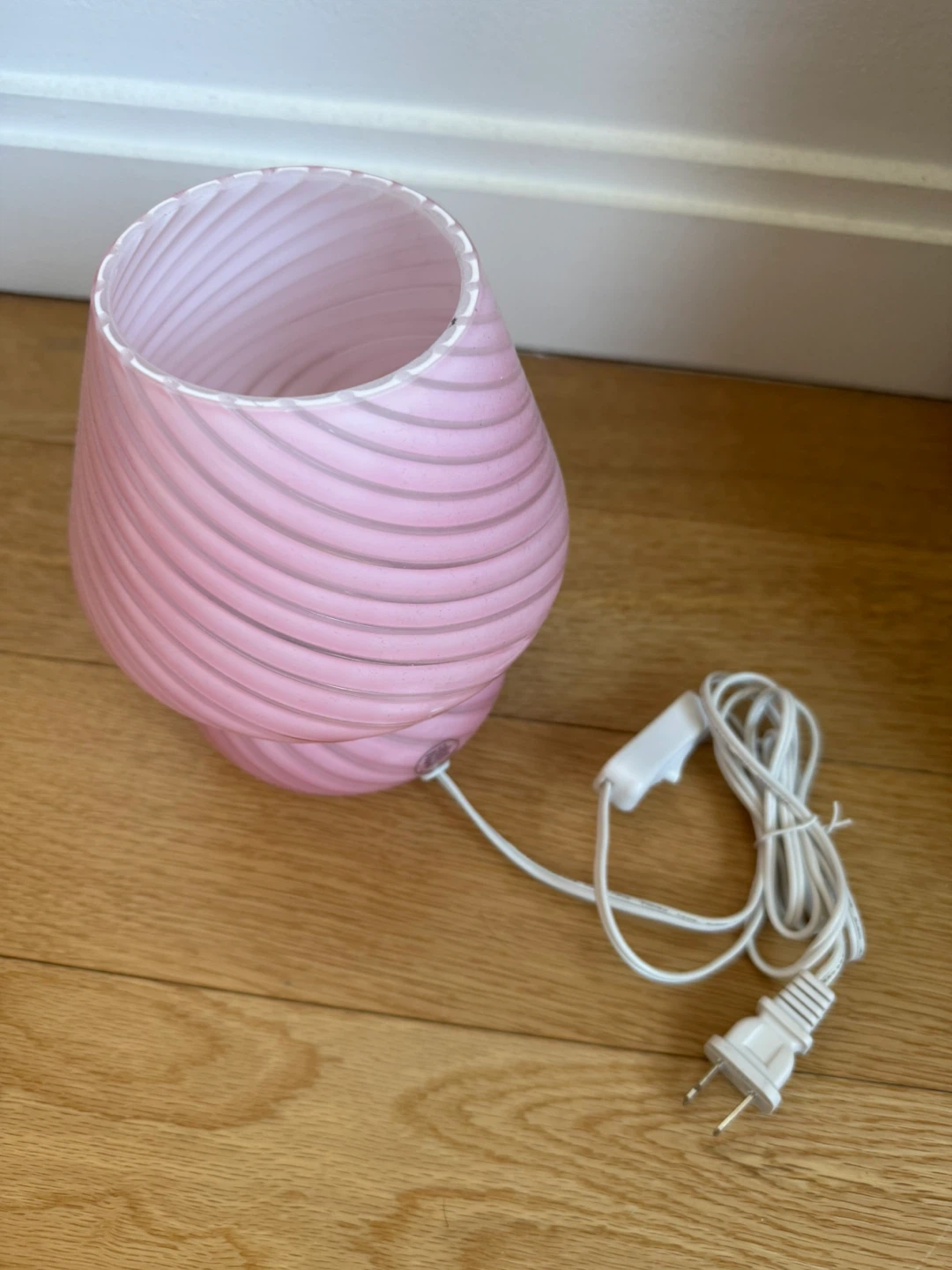 Pink Swirl Glass Mushroom Lamp - photo 2