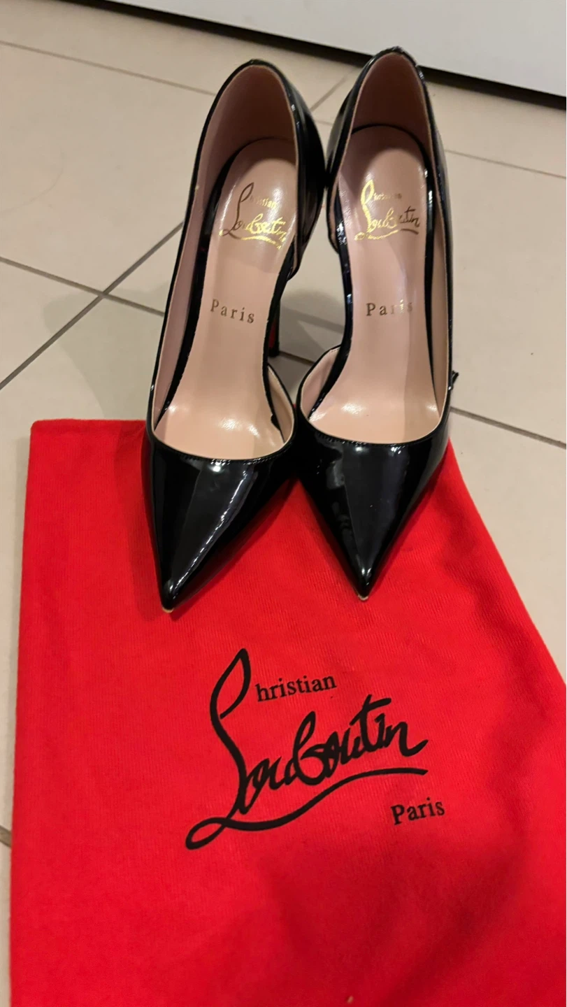 Christian Louboutin So Kate size 6