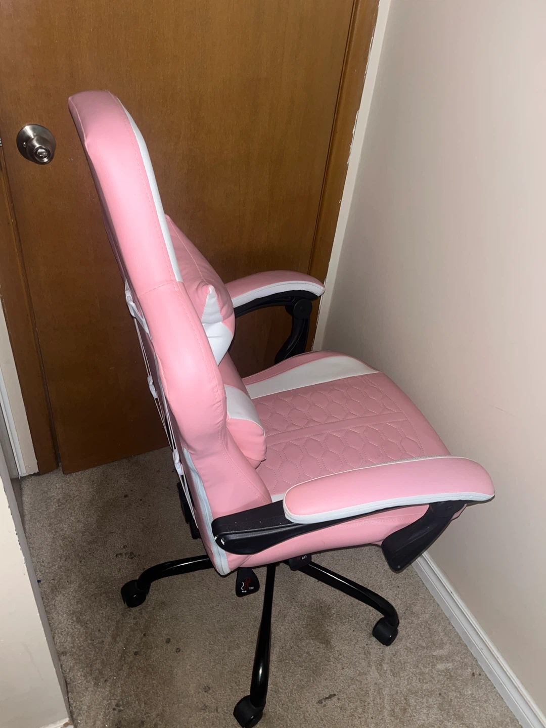 WOTSTA Pink Gaming Chair - photo 4