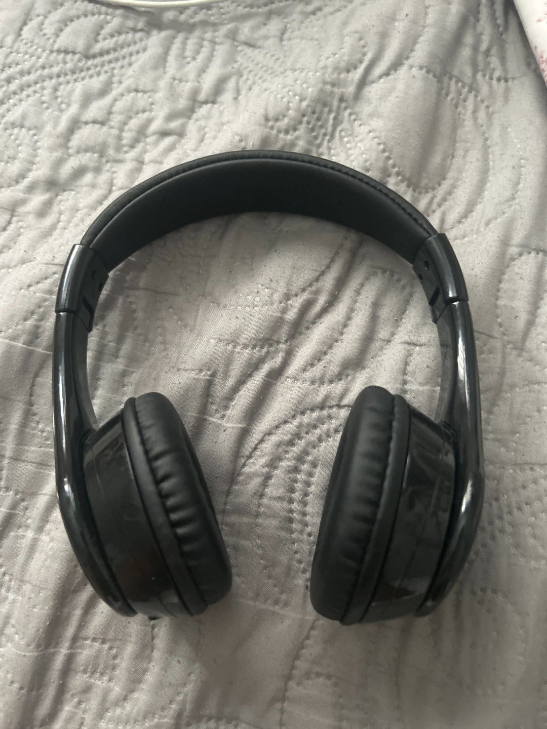 iHome Black Headphones