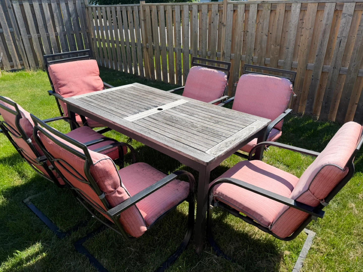 Patio Dining Set with 4 Chairs