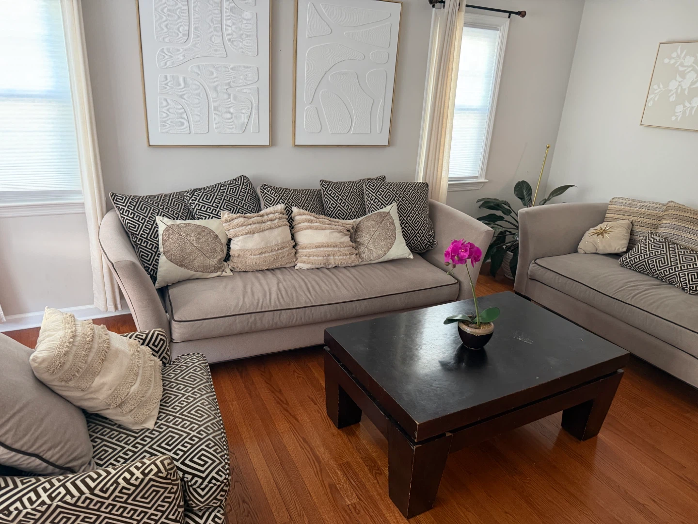 Sofa set