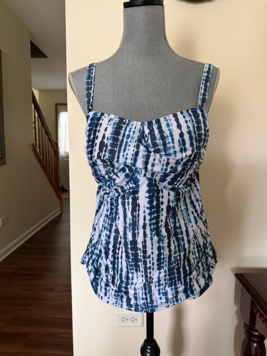 Aqua Eve Blue Tie-Dye Swim Tankini Top