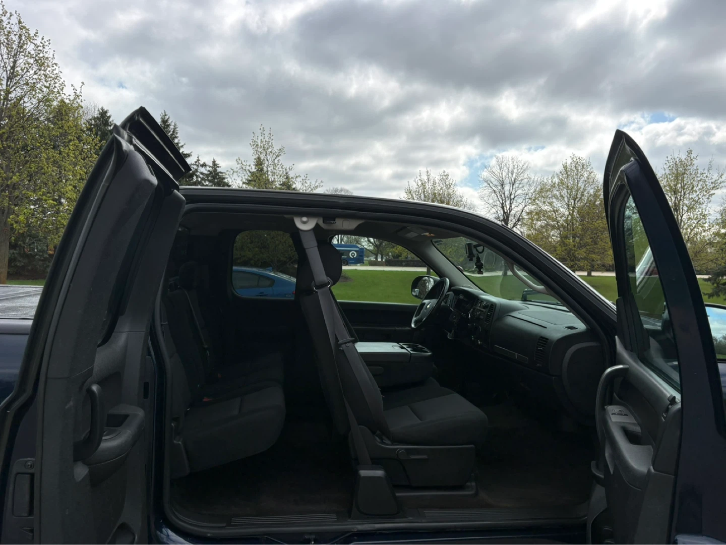 For Sale: Silverado 1500 4-Wheel Drive (4x4) - photo 4