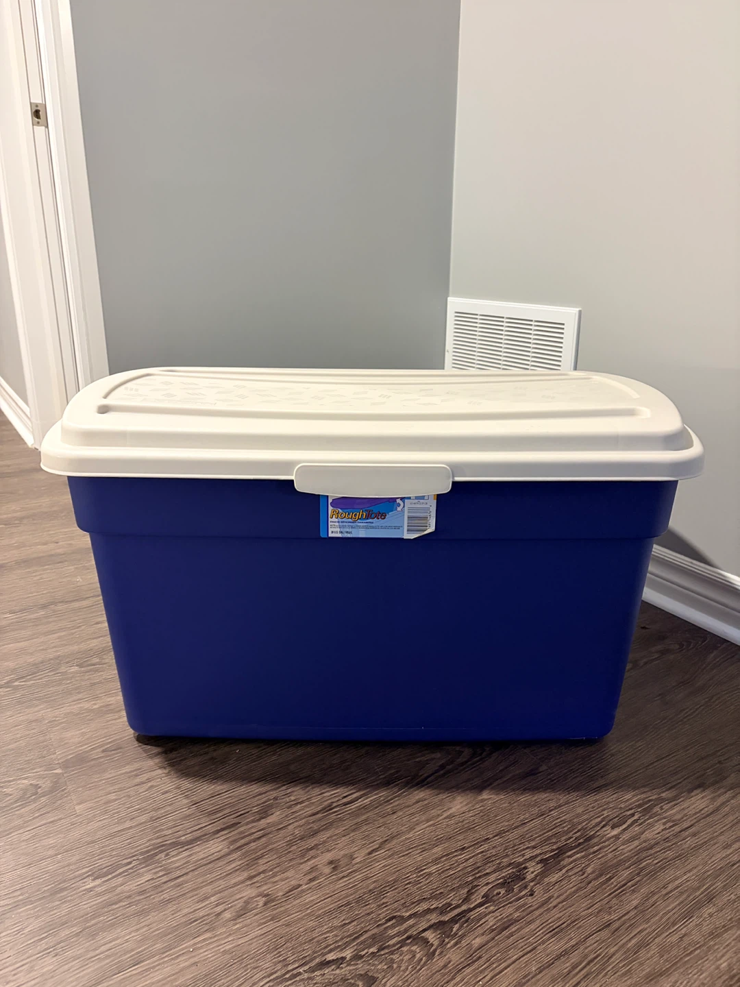 Roughneck Storage Bin with Lid