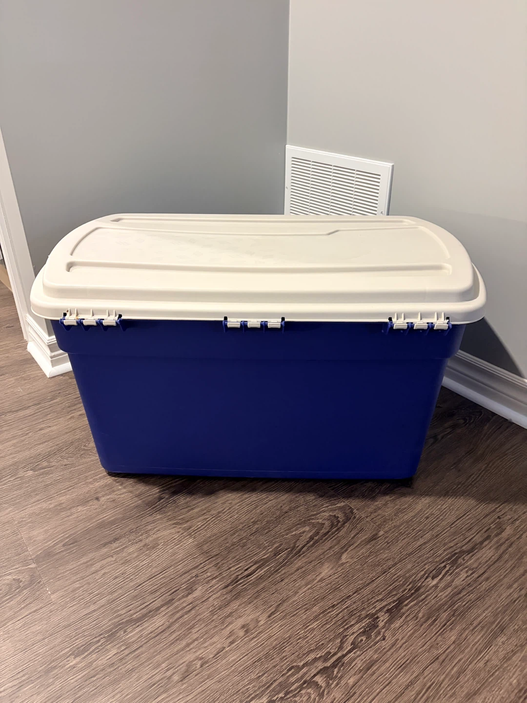 Roughneck Storage Bin with Lid - photo 3