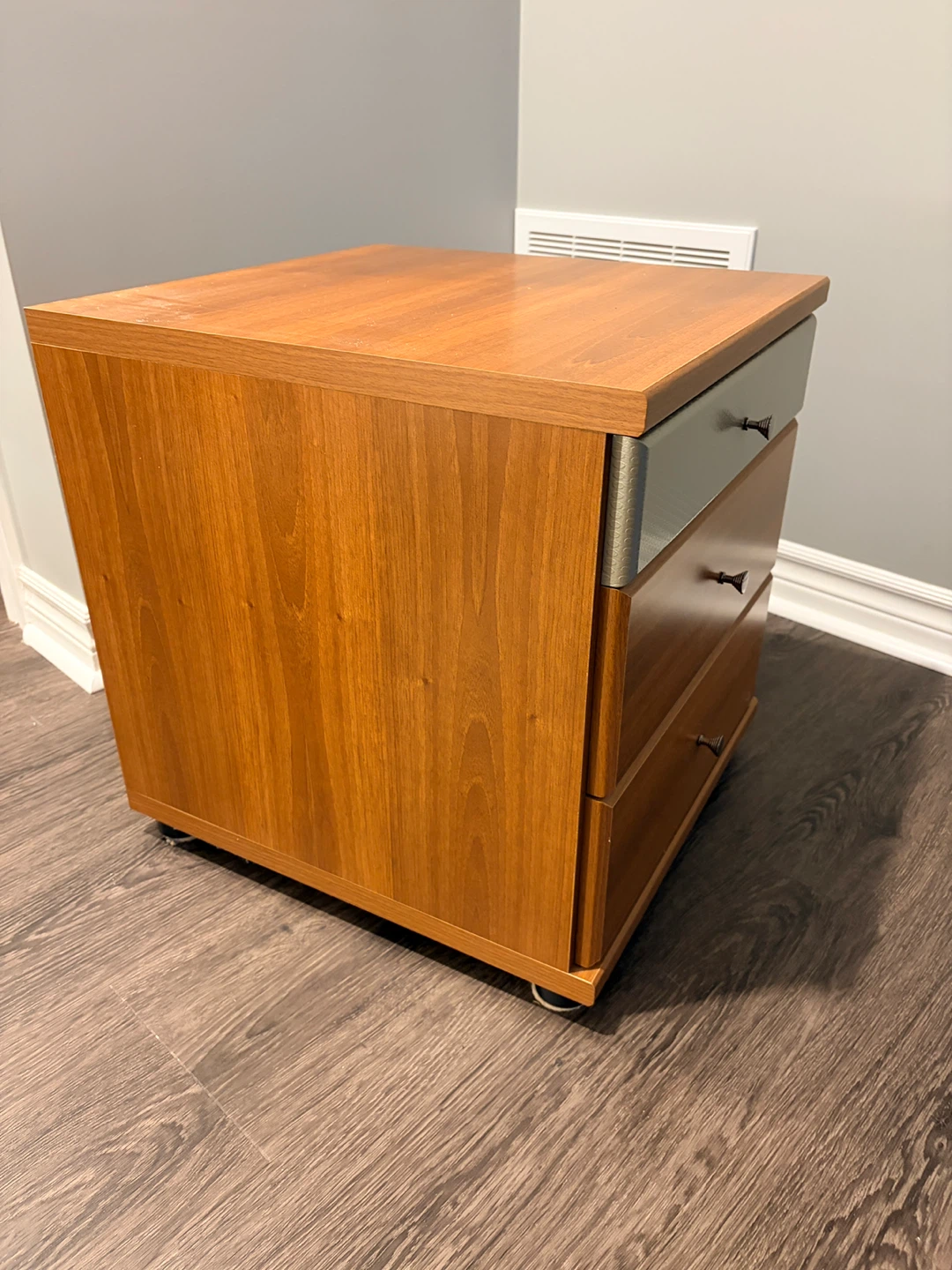 3-Drawer Rolling Cabinet - photo 3