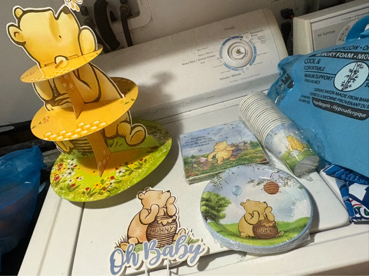 Winnie the Pooh Party Supplies Set - photo 3