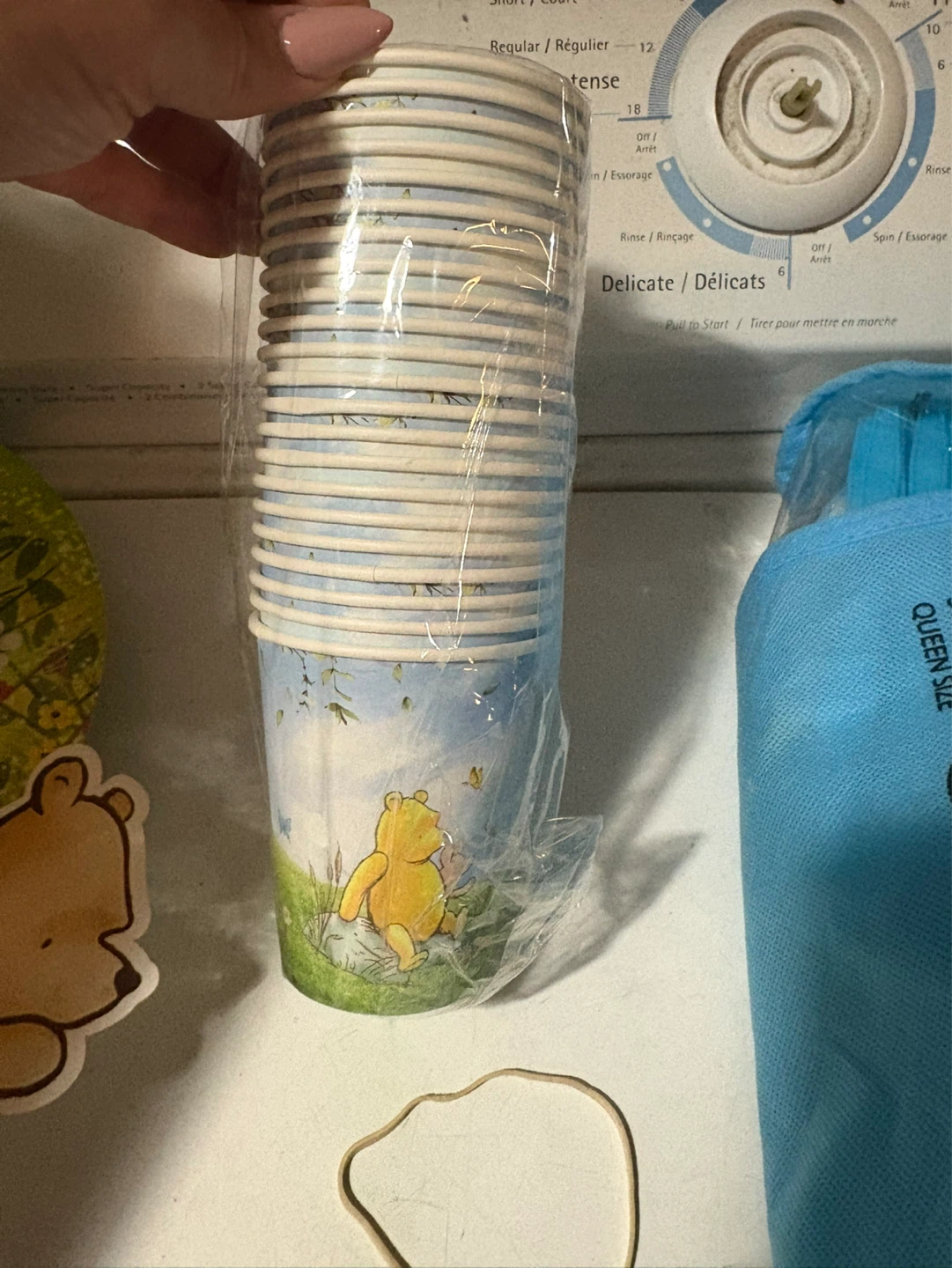 Winnie the Pooh Party Supplies Set - photo 5