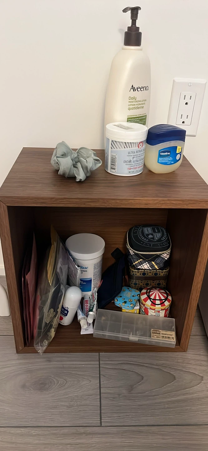 Wall Mounted Cube Shelf - photo 2