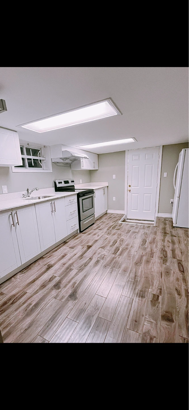 East York Basement Apartment - photo 5