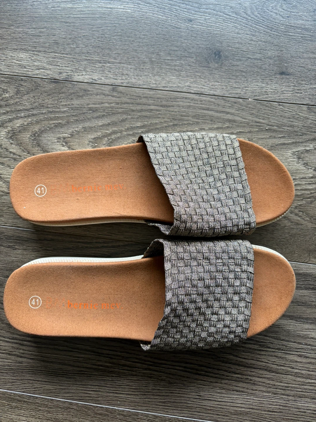 Bernie Mev. Women's Size 41 Woven Slides