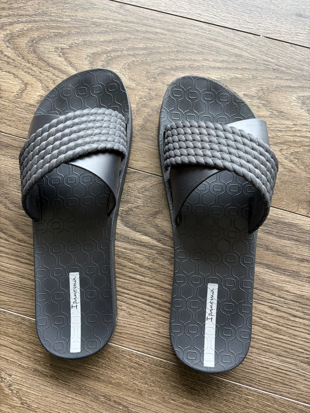 Ipanema Flip Flops - Size 10 - photo 4