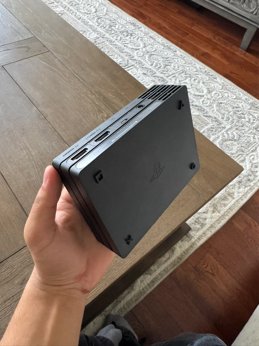 Sony PlayStation 4 Slim Console - photo 3
