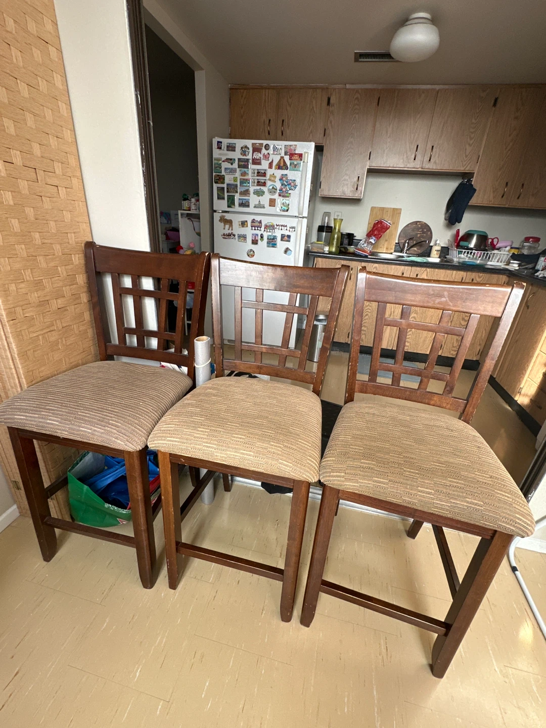 Wooden high chairs / Bar Stools