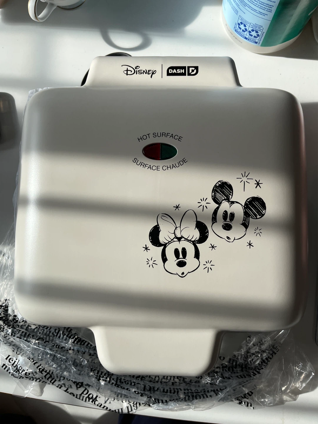 Disney DASH Mini Waffle Maker - photo 4