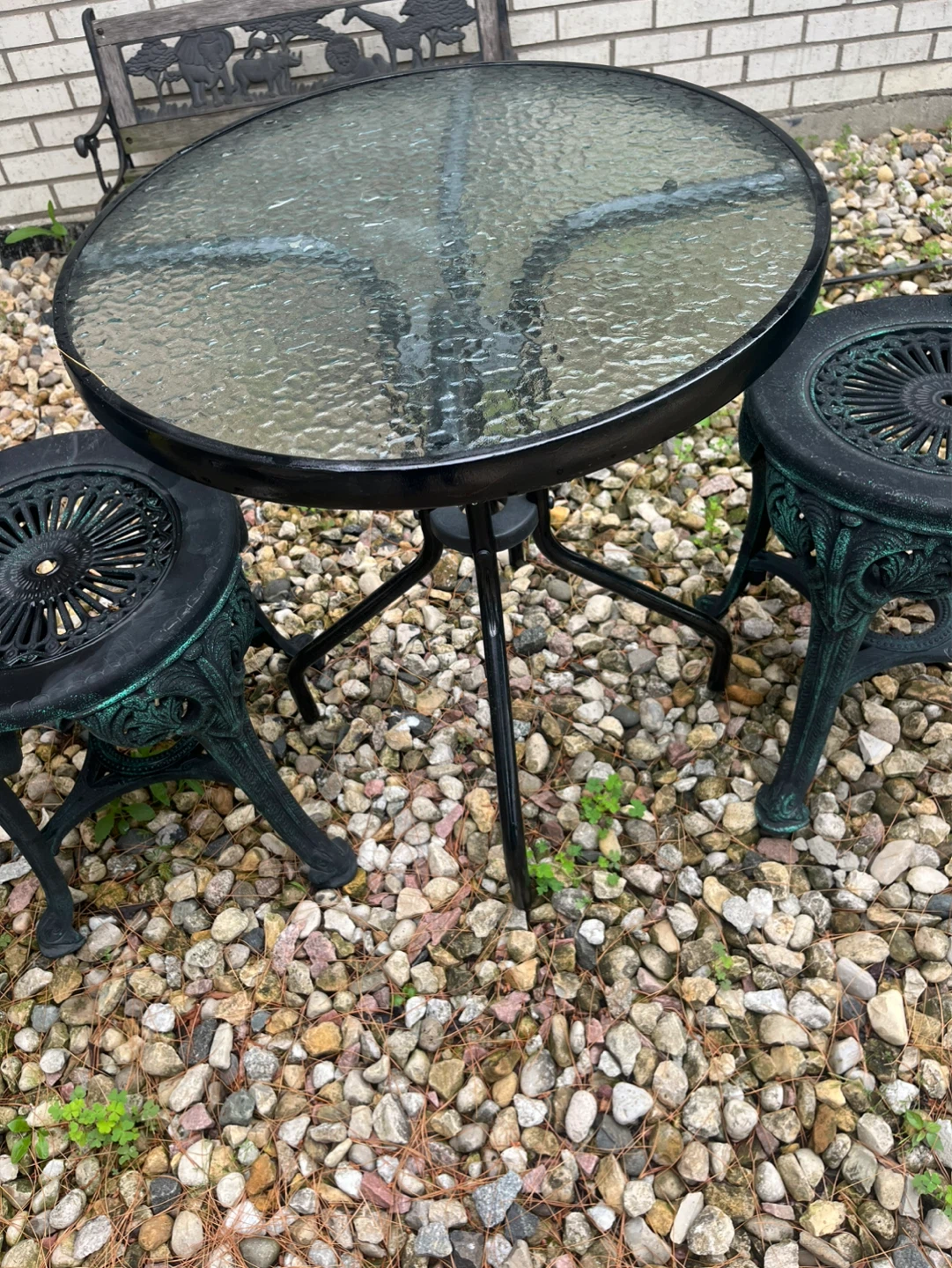 Round Tempered Glass Metal Table with 2 hard plastic chairs - photo 2