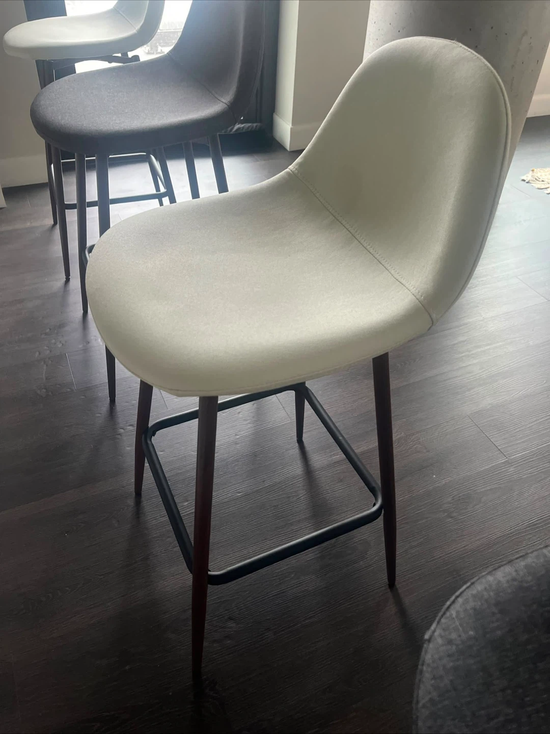 4 Bar stools - NEW - photo 2