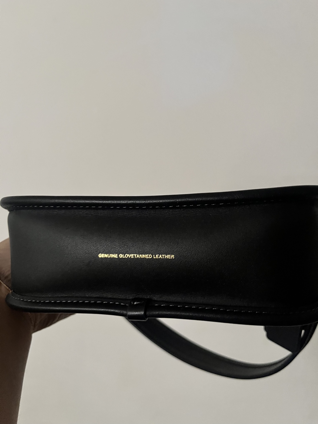 MOVING OUT SALE- coach Black Leather Shoulder Bag - photo 3