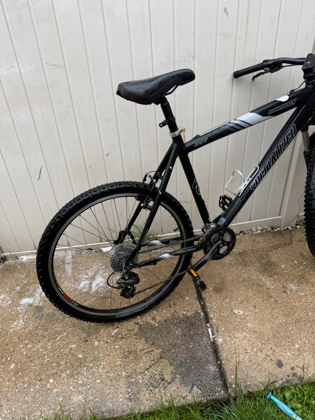 Specialized Rockhopper Mountain Bike - photo 5