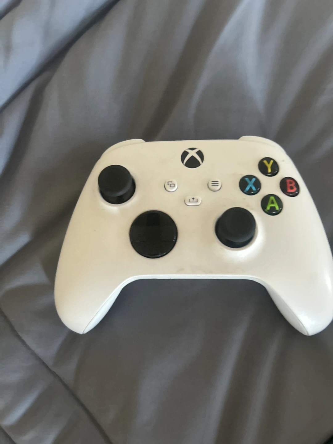 White Xbox Wireless Controller