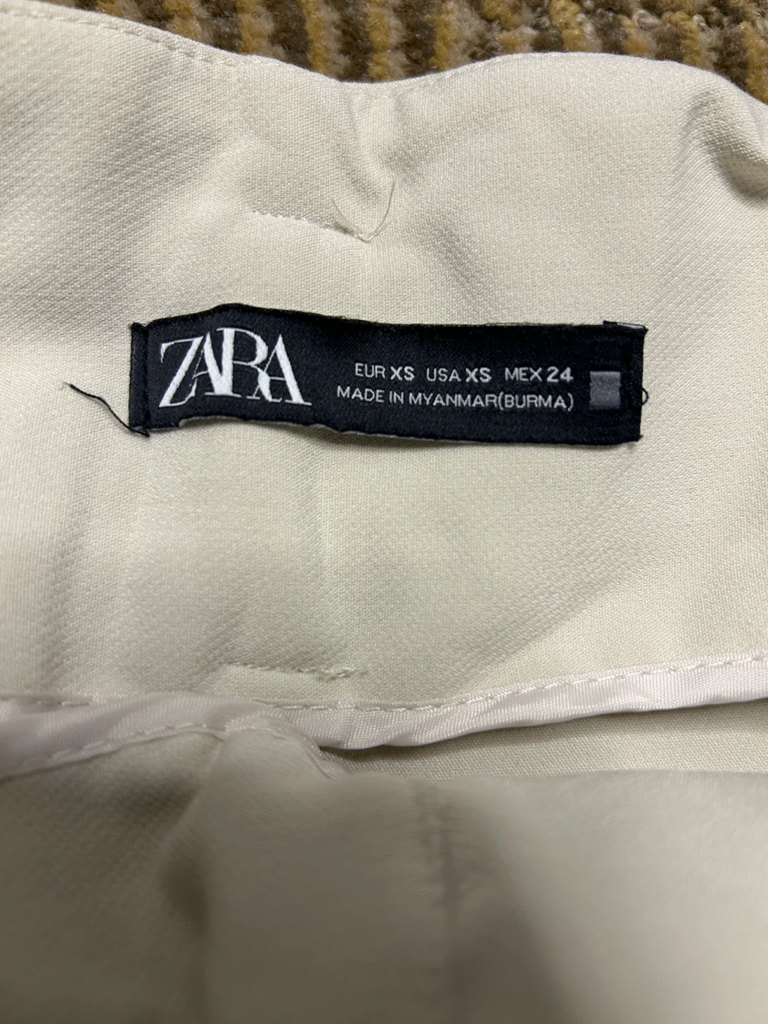ZARA High-Waisted Belted Trousers - photo 2