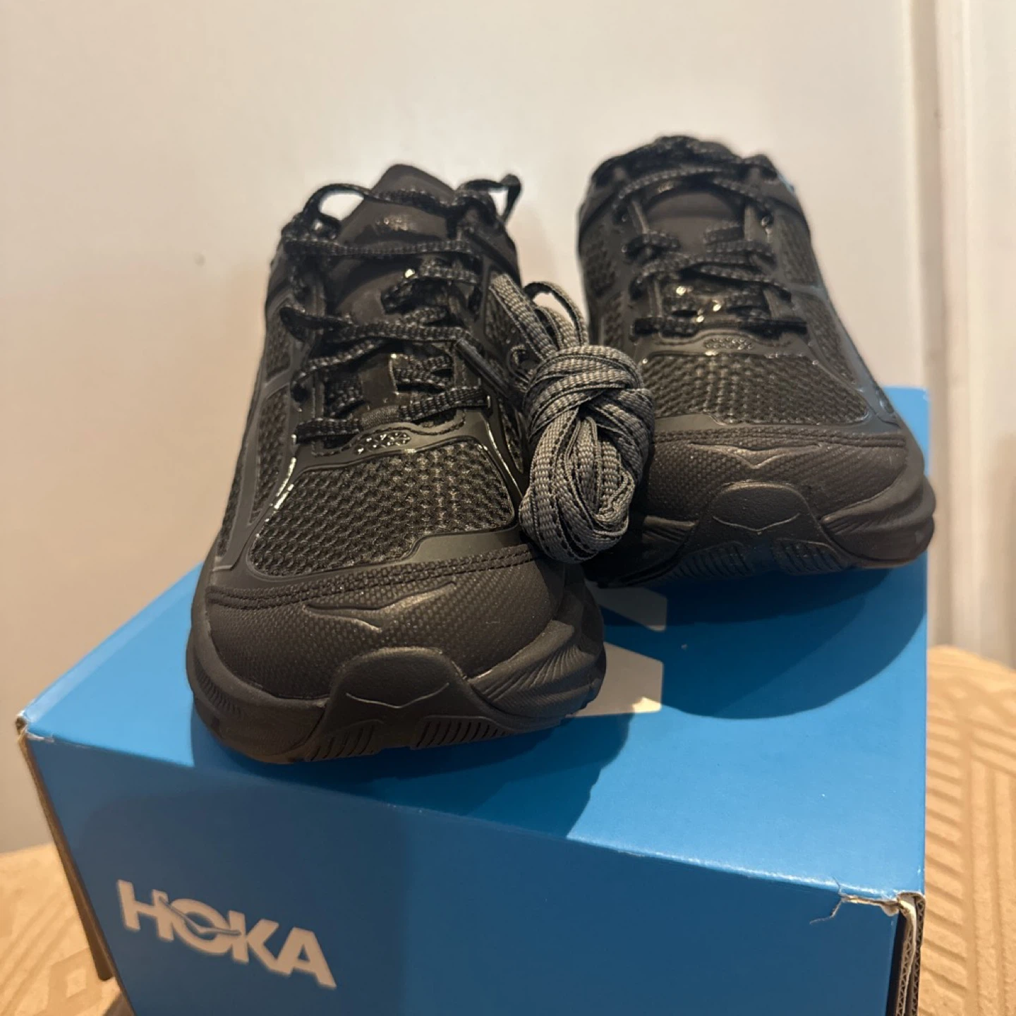 Hoka U Clifton 9 Running Shoes - Black - Size 7
