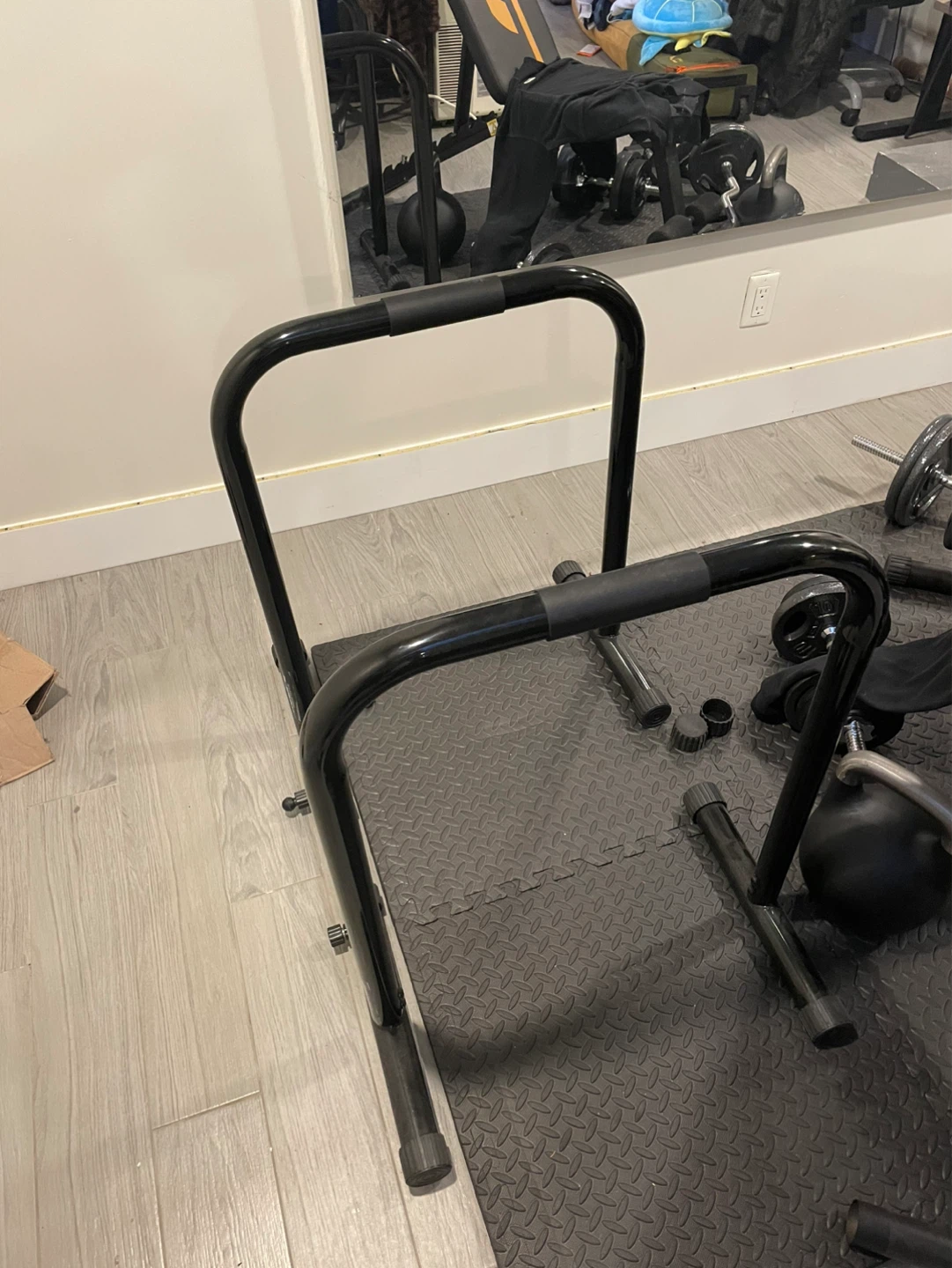 Dips bar / pec workout - photo 2