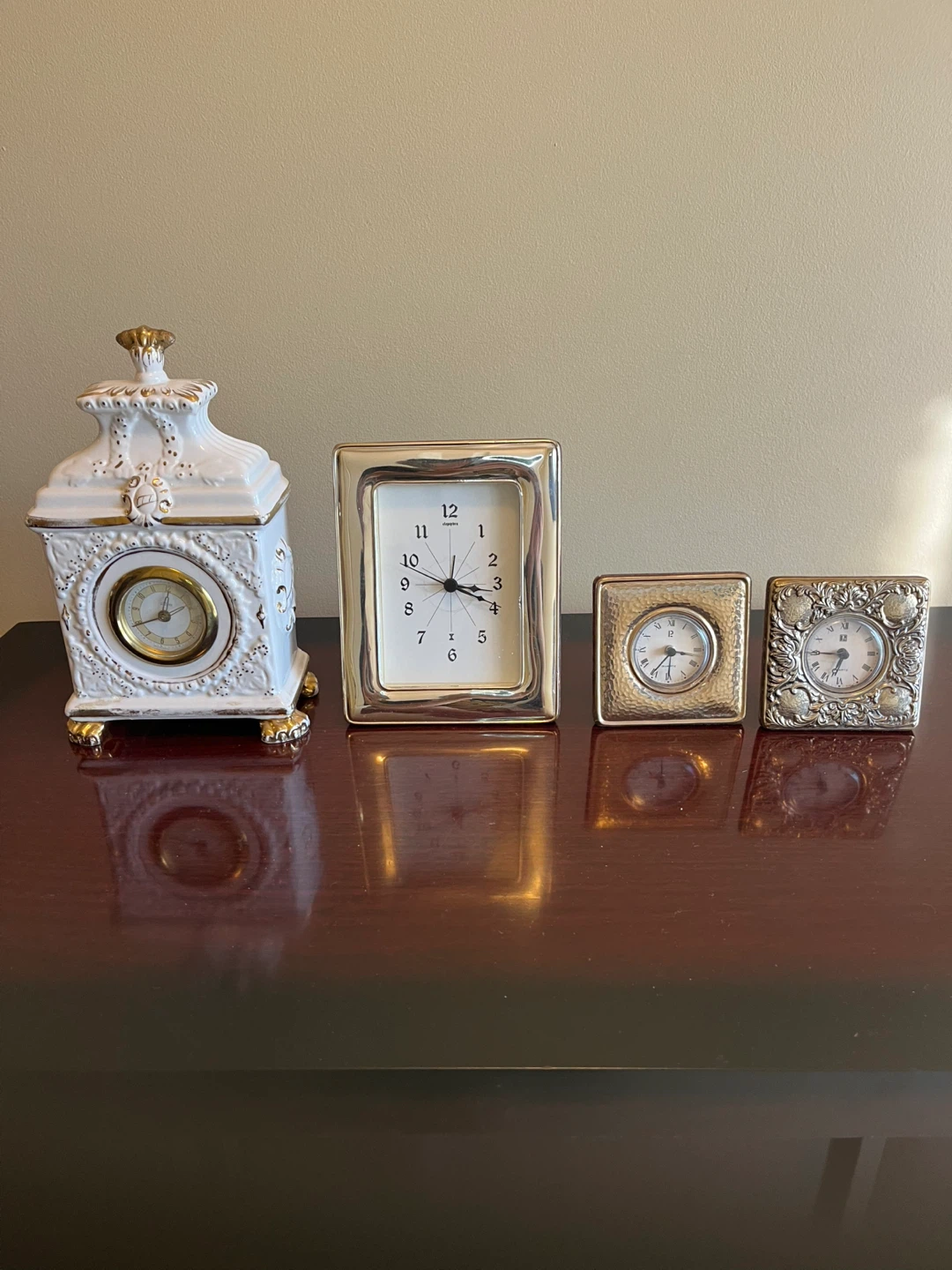 Set of 4 Decorative Clocks (all 4)
