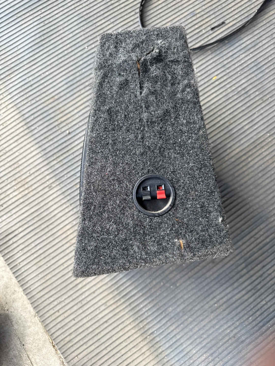 Car Subwoofer Speaker Box - photo 2