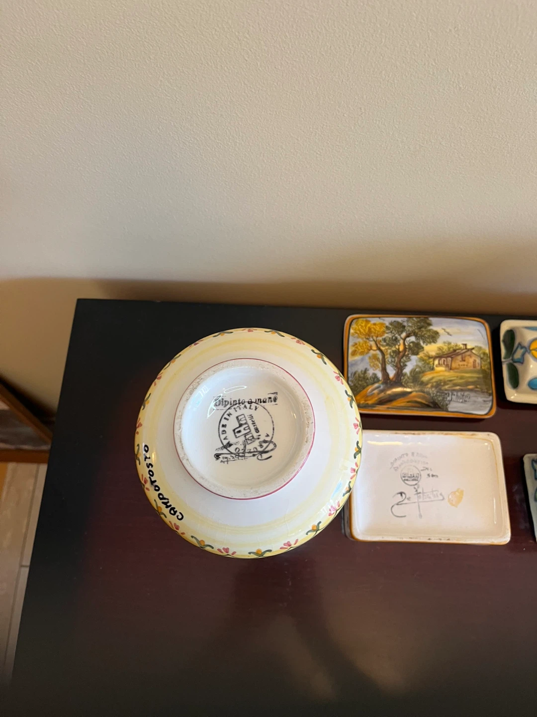 4 pcs Hand-painted Italian ceramic vases and dishes - photo 4